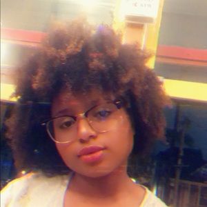 Meet your Posher, Tyler